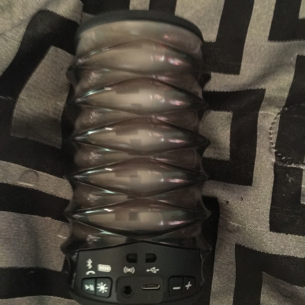 Ihome Bluetooth speaker